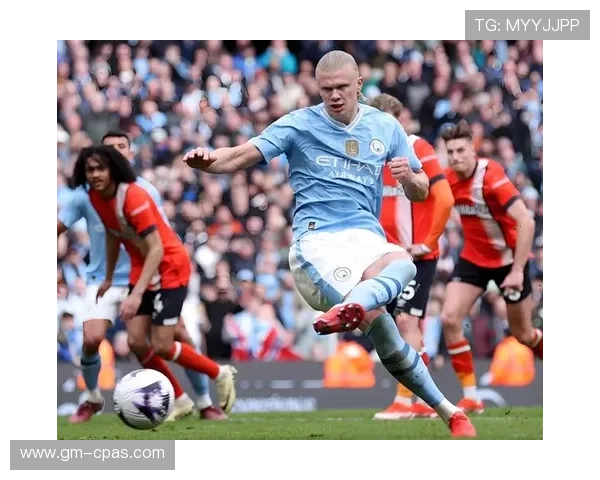 哈兰德 vs 莱万：历史中锋排名中的效率与持续性对比