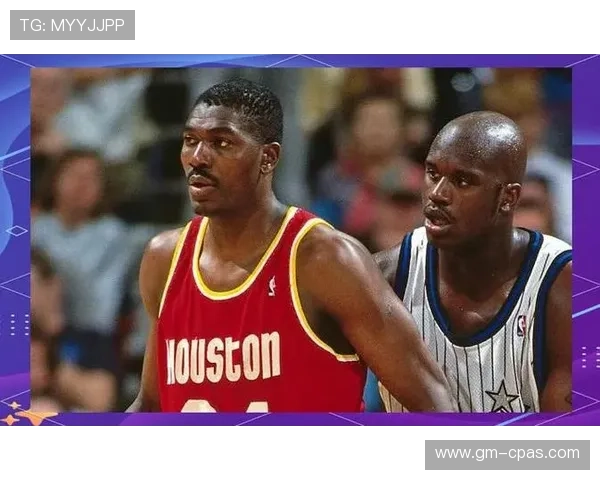 奥拉朱旺低位梦幻脚步，制造错位效率更胜当代中锋