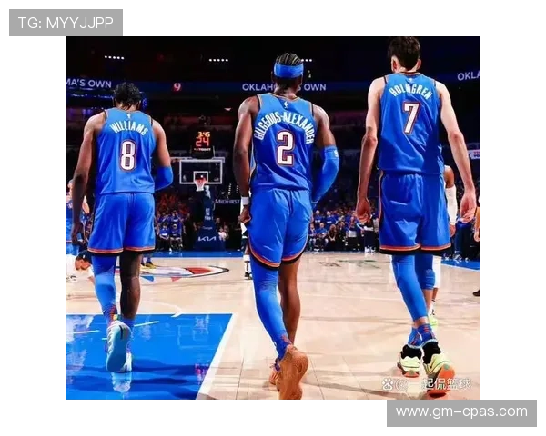 德罗赞在季后赛中拉开攻防转换差距提升球队关键效率