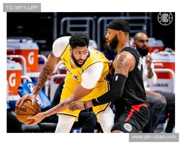 浓眉哥的训练餐单：一天吃六顿，光蛋白粉就干掉半斤